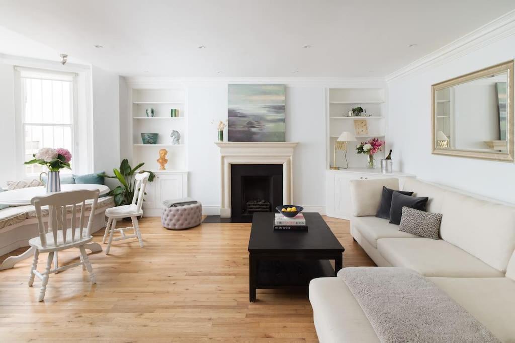 Appartamento Holland Park 2 Bed
